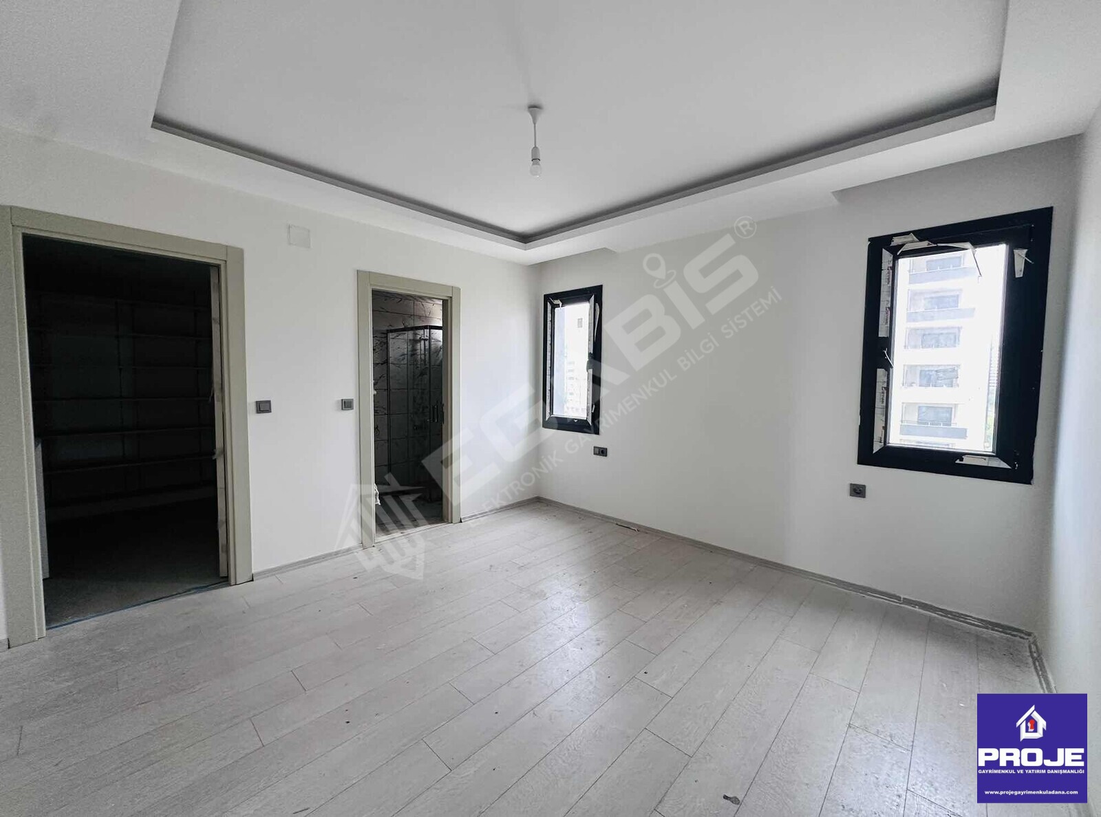 ACİL SATILIK DAİRE SIFIR 4+1 HAVUZLU SİTE İÇİ - 16