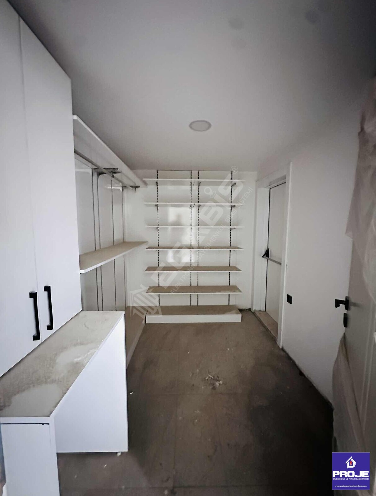 ACİL SATILIK DAİRE SIFIR 4+1 HAVUZLU SİTE İÇİ - 18