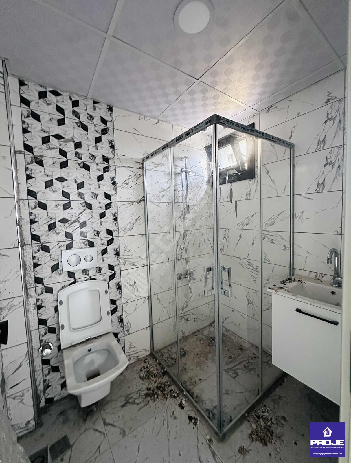 ACİL SATILIK DAİRE SIFIR 4+1 HAVUZLU SİTE İÇİ - 19