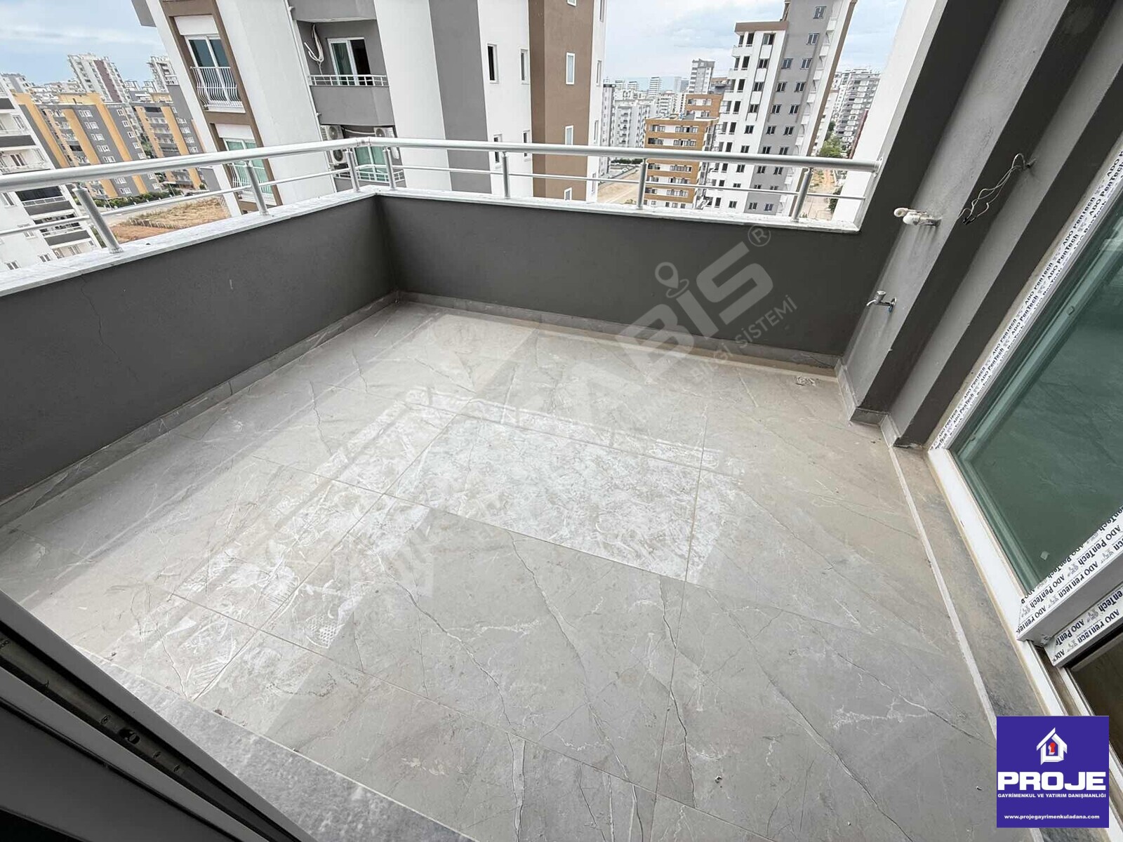 3+1 KAPALI MUTFAK ÇİFT BANYO GİYİNME ODA VE HAVUZLU 0 DAİRE - 6