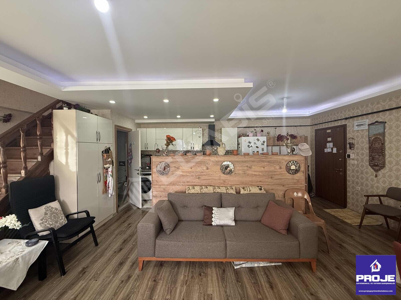 KARSLILAR MAHALLESİNDE DUBLEKS 3+1 AÇIK MUTFAK ÇİFT BANYO CAZİP!
