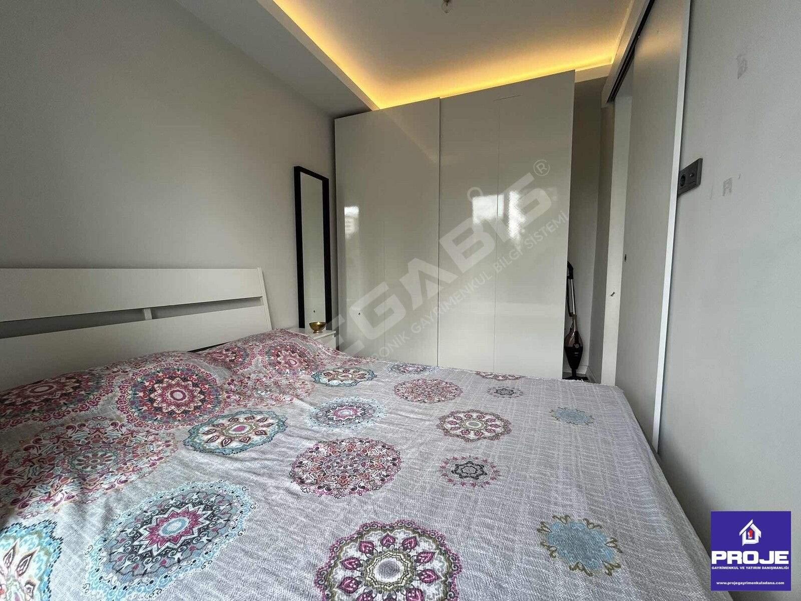 1+1 EŞYALI DREAM LOFT MİAMİ TERASLI 7/24 GÜVENLİK HAVUZLU - 7