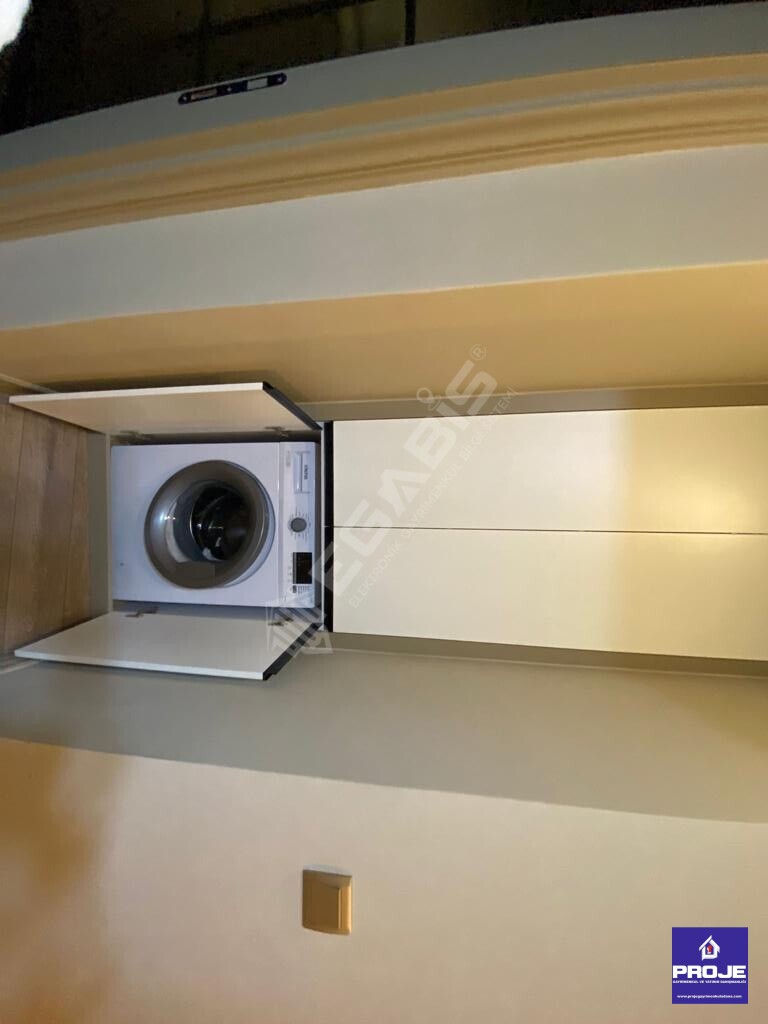 GÜRSELPAŞA'DA MUHTEŞEM DİZAYNLI EŞYALI KİRALIK DAİRE - 11