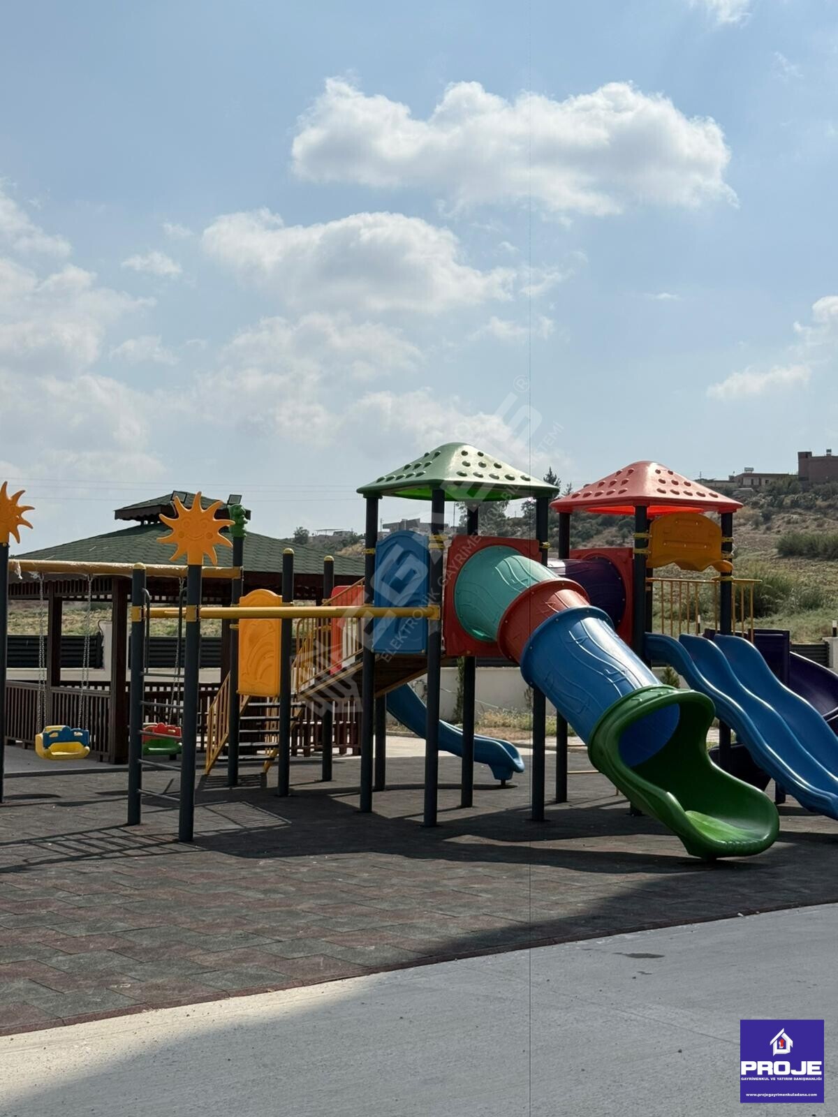 KABASAKAL'DA HARİKA KONSEPTİYLE MUHTEŞEM SATILIK DAİRE - 3