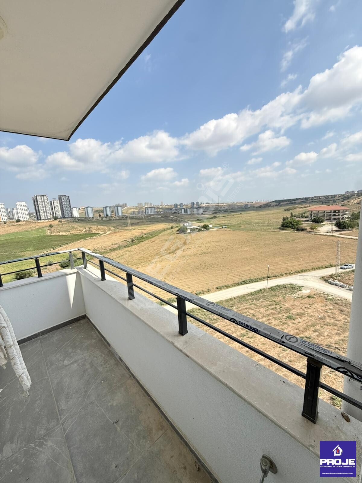 KABASAKAL'DA HARİKA KONSEPTİYLE MUHTEŞEM SATILIK DAİRE - 4