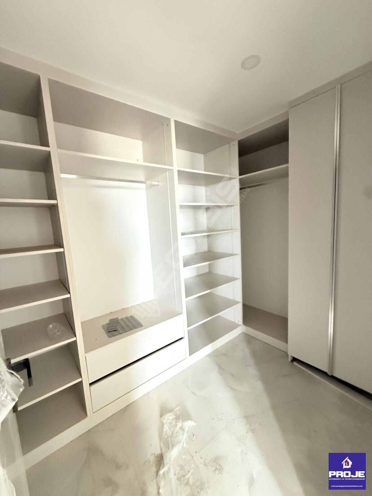 KABASAKAL'DA HARİKA KONSEPTİYLE MUHTEŞEM SATILIK DAİRE - 10