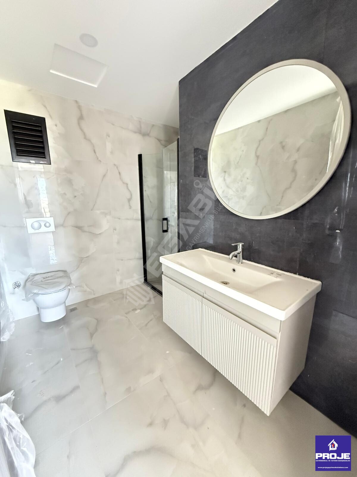 KABASAKAL'DA HARİKA KONSEPTİYLE MUHTEŞEM SATILIK DAİRE - 12