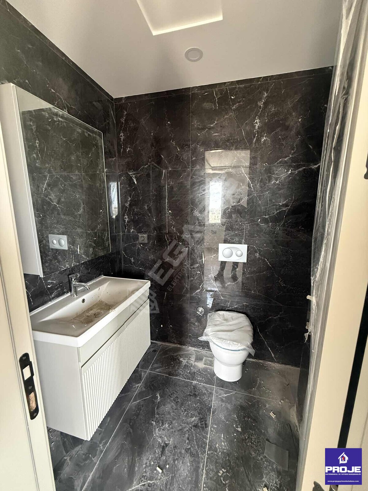 KABASAKAL BULVAR ÜZERİ 4+1 ULTRA LÜX (0) DAİRE - 17