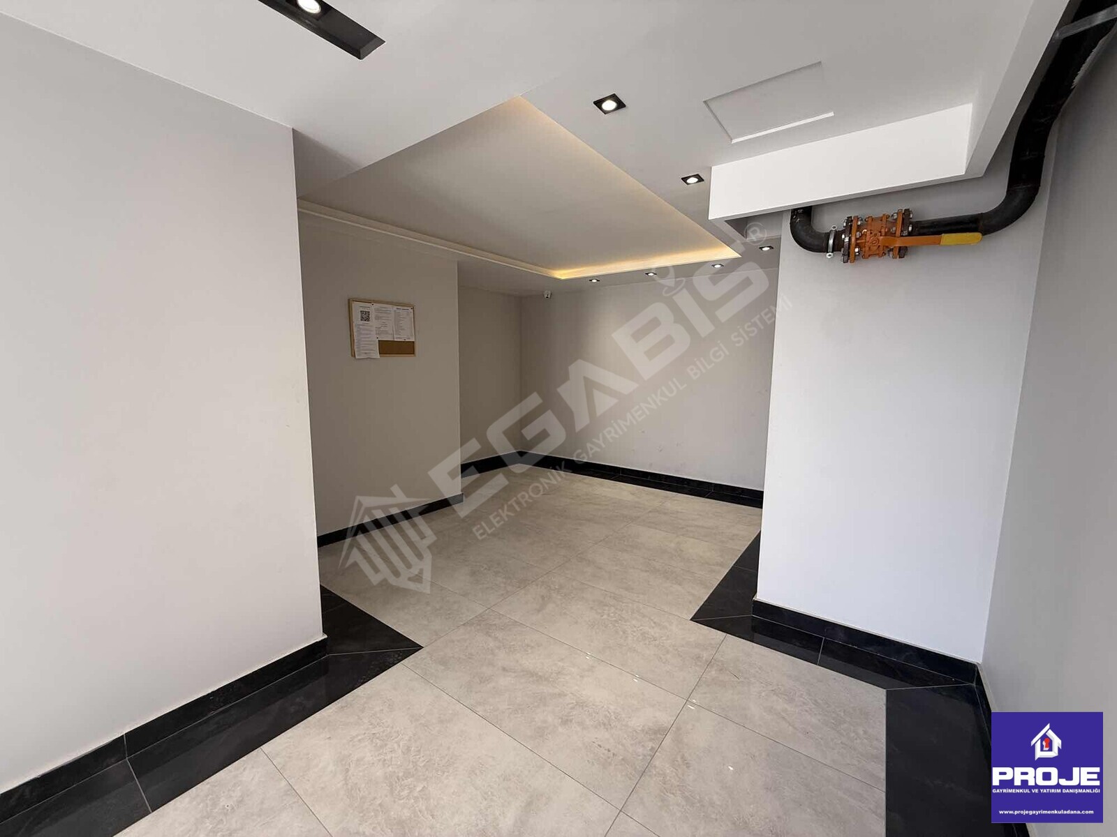 KABASAKAL BULVAR ÜZERİ 4+1 ULTRA LÜX (0) DAİRE - 25