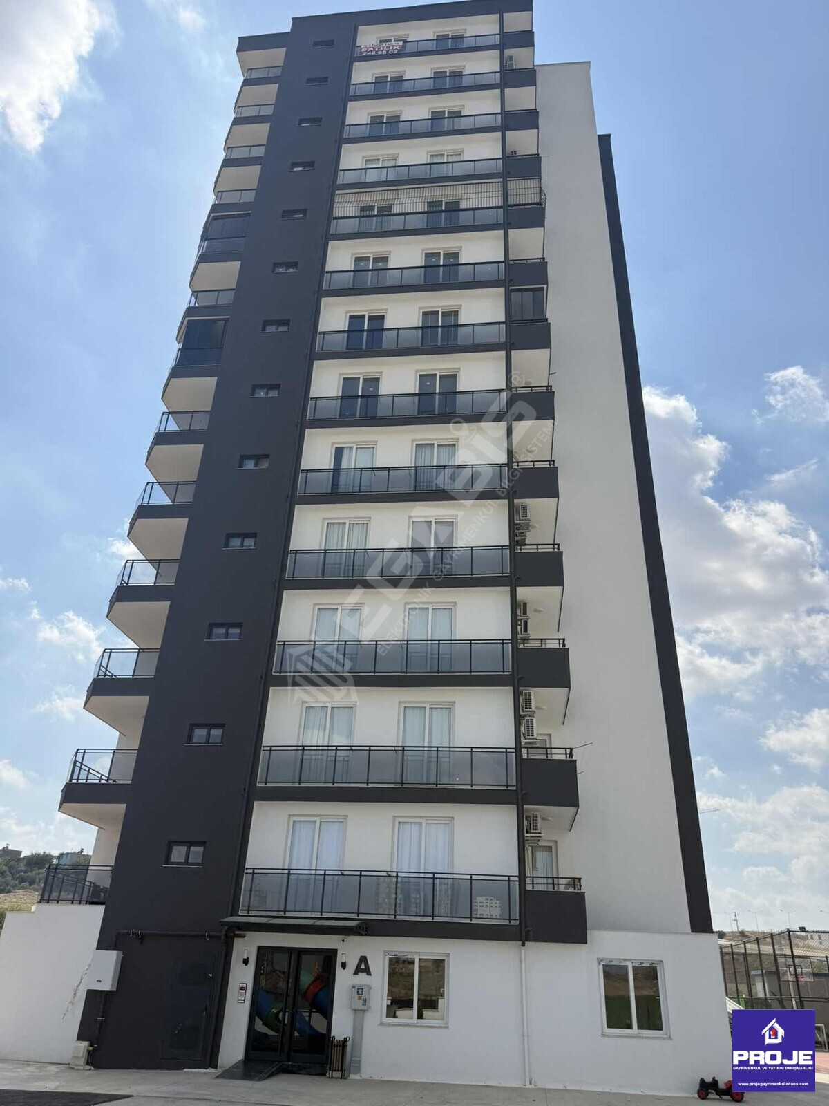 KABASAKAL' da 3+1 KAPALI MUTFAK LÜX SİTE BULVAR ÜZERİ (0) DAİRE
