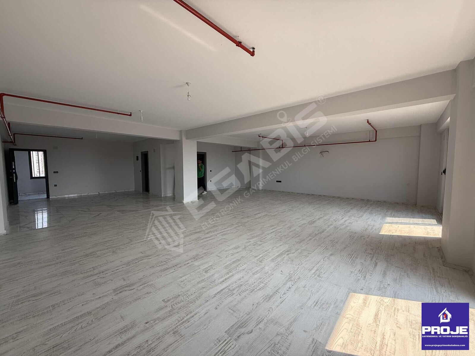 ÖĞRETMENLER BLV ÜZERİ 140M2 YÜKSEK KİRA GETİRİLİ SATILIK OFİS - 7