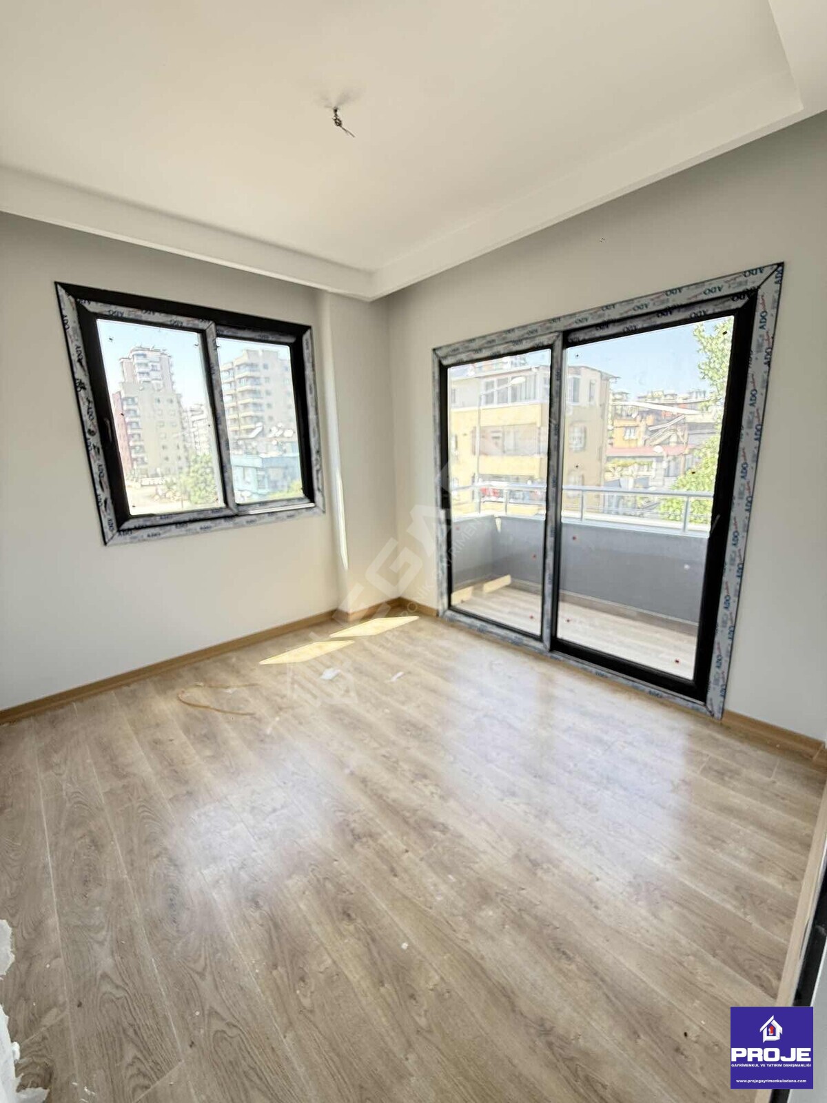 GÜRSELPAŞA'DA HAVUZLU 4+1 KAPALI MUTFAK SIFIR DAİRE - 13
