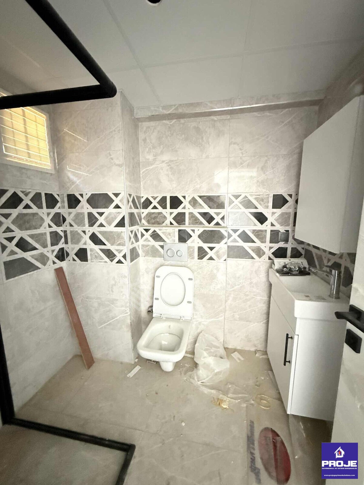 GÜRSELPAŞA'DA HAVUZLU 4+1 KAPALI MUTFAK SIFIR DAİRE - 20
