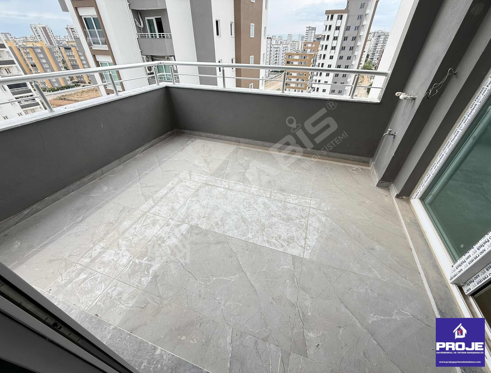 GÜRSELPAŞA da HAVUZLU SİTE İÇİ BULVR ÜZERİ K.MUTFAK (0) DAİRE - 22