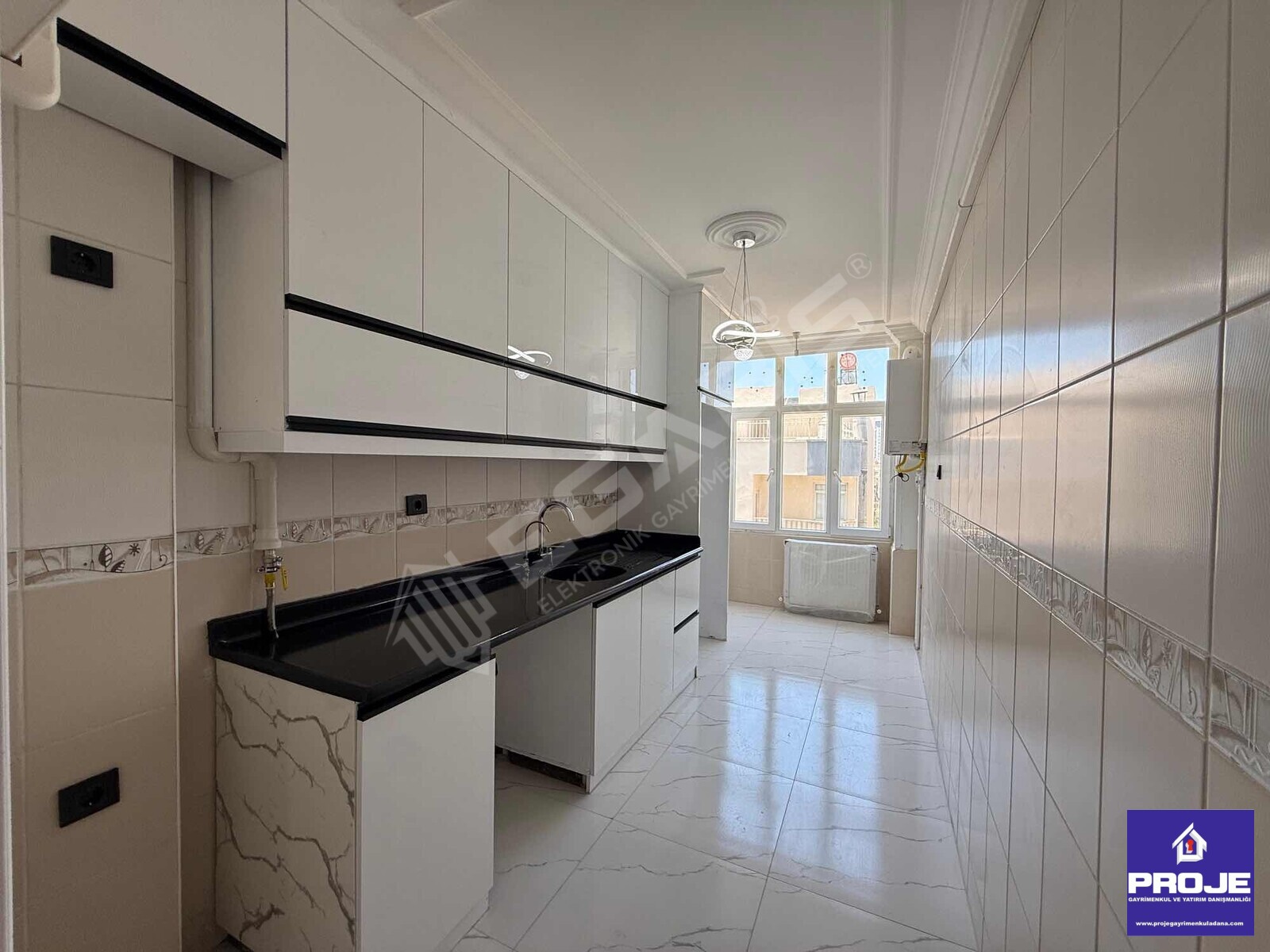 ÇUKUROVA BEYAZ EVLER MH 2+1 GENİŞ OTURUMLU CAZİP DAİRE - 3