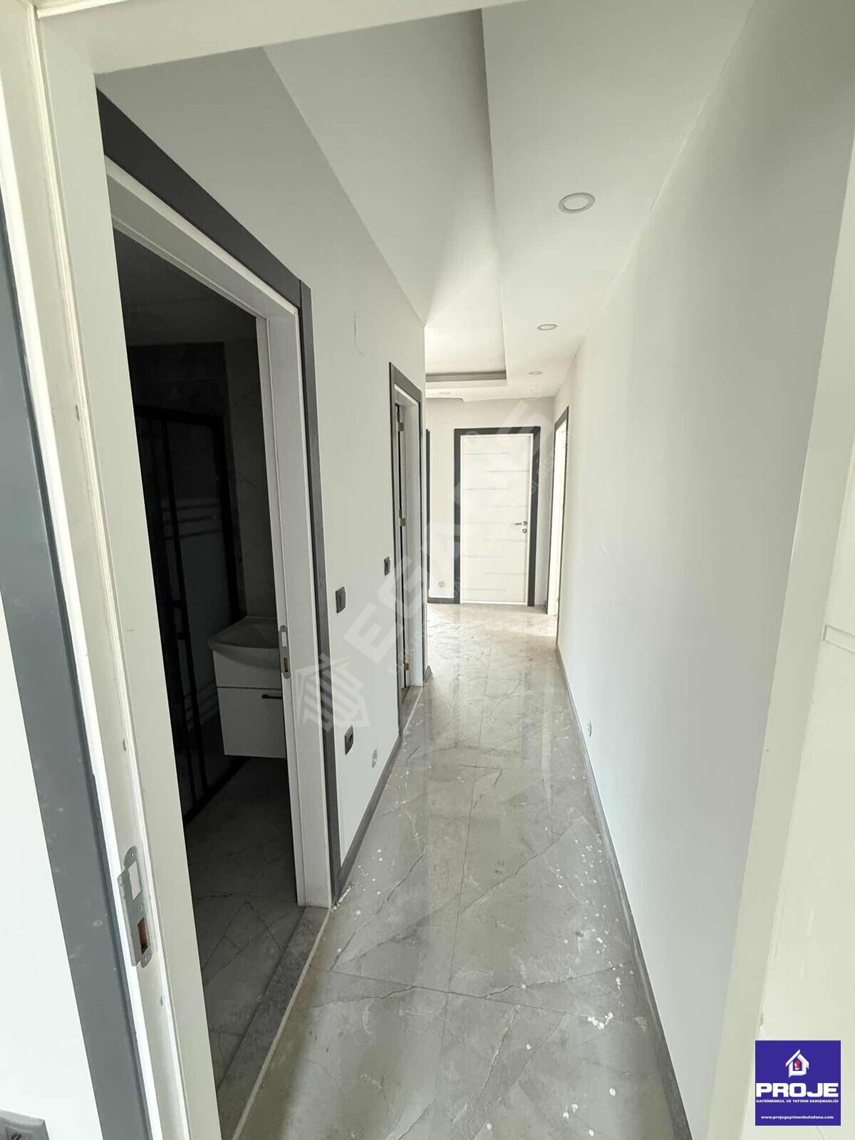 4+1 TEK BLOK HAVUZLU BULVAR ÜZERİ (0) DAİRE - 11