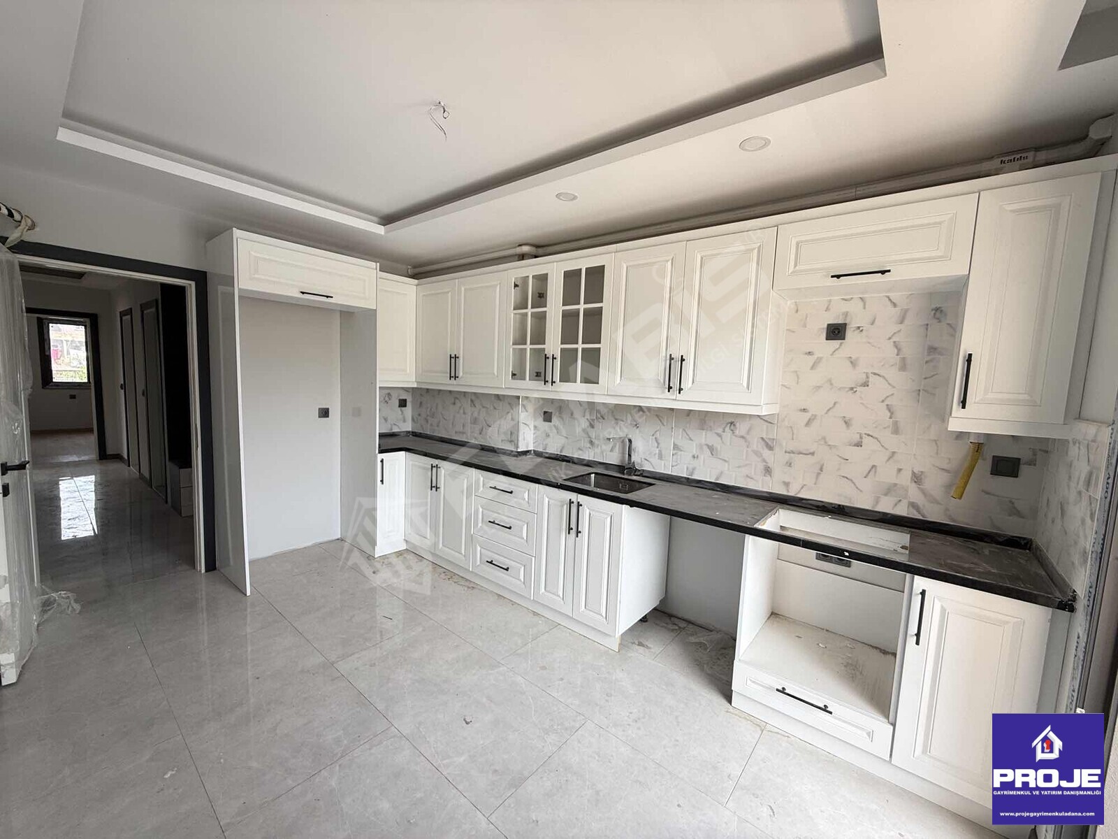 4+1 TEK BLOK HAVUZLU BULVAR ÜZERİ (0) DAİRE - 13