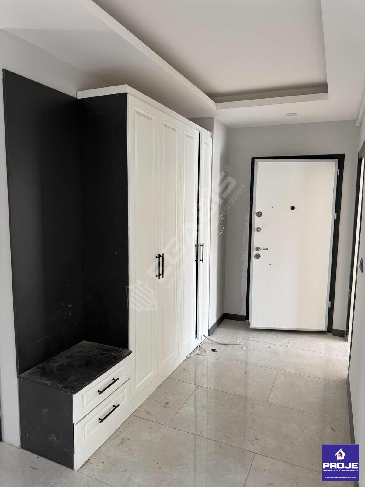 4+1 TEK BLOK HAVUZLU BULVAR ÜZERİ (0) DAİRE - 18