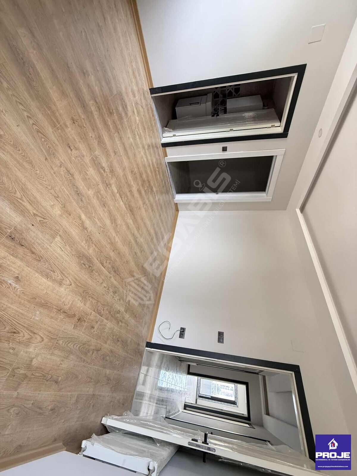 4+1 TEK BLOK HAVUZLU BULVAR ÜZERİ (0) DAİRE - 21
