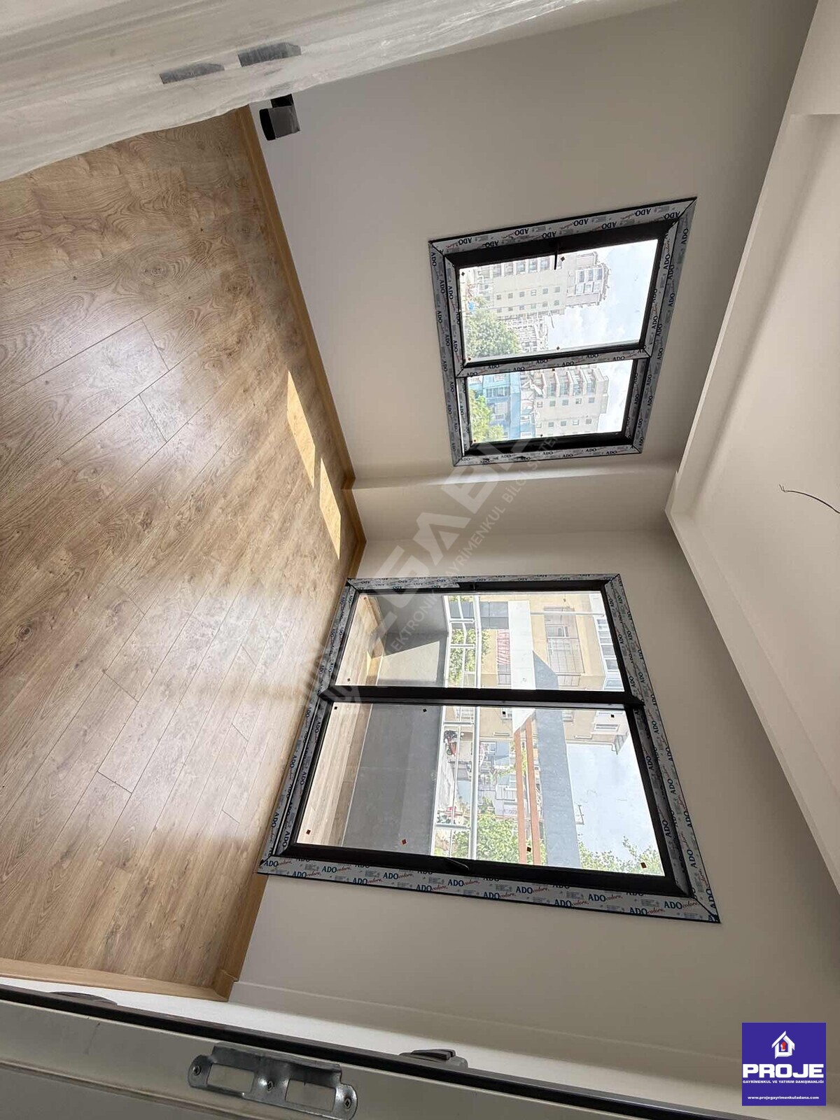 4+1 TEK BLOK HAVUZLU BULVAR ÜZERİ (0) DAİRE - 24