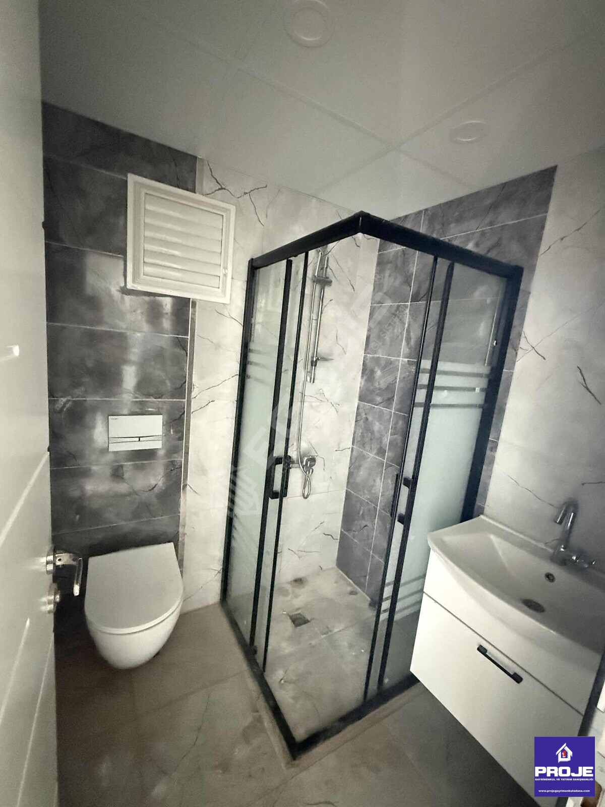 4+1 TEK BLOK HAVUZLU BULVAR ÜZERİ (0) DAİRE - 29
