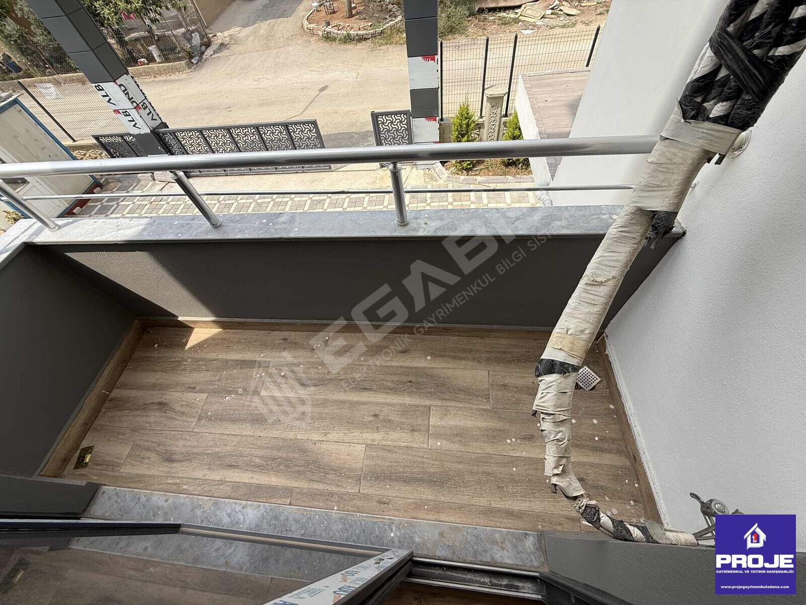 4+1 TEK BLOK HAVUZLU BULVAR ÜZERİ (0) DAİRE - 31