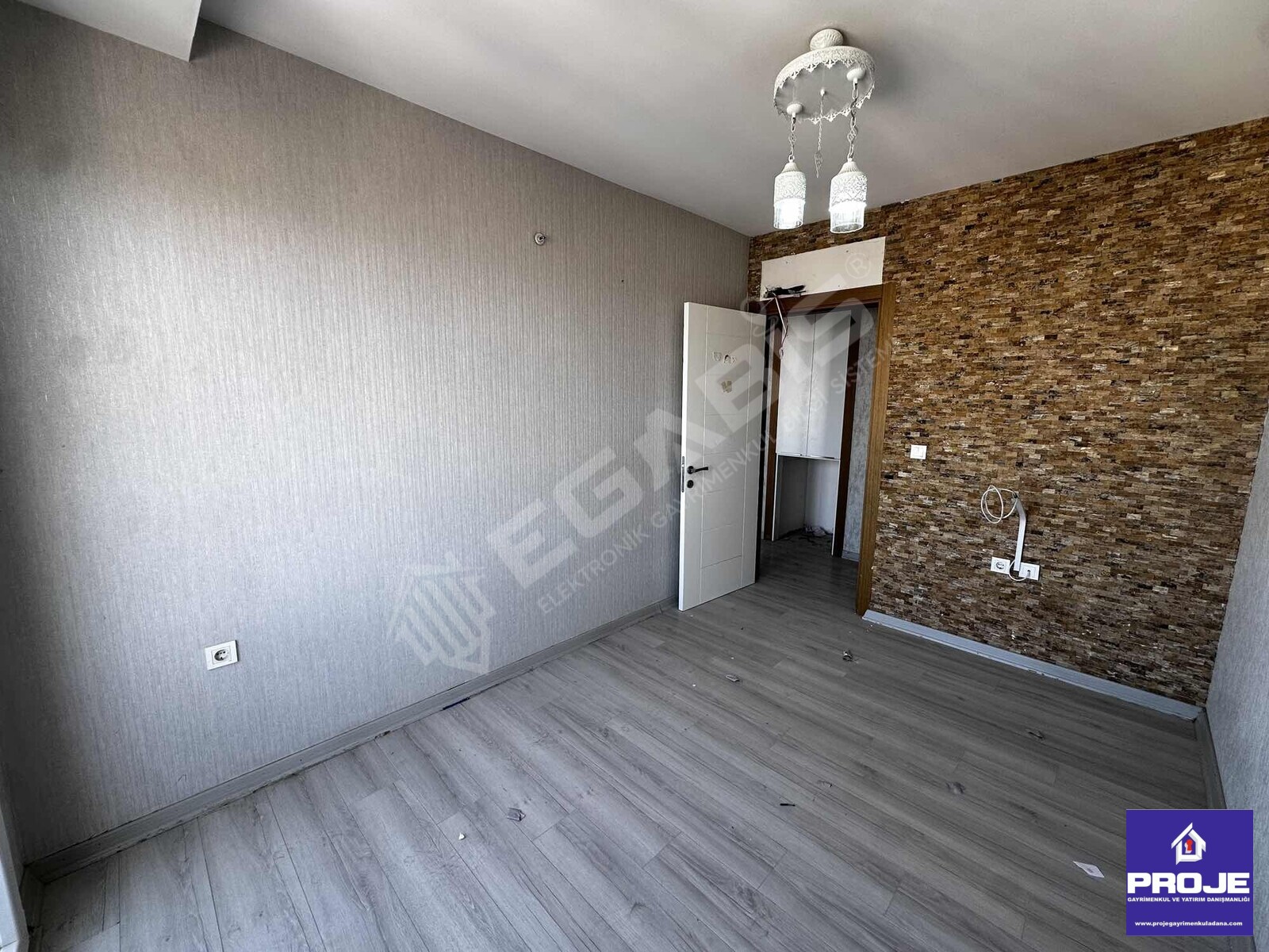 HUZUREVLERİ İSKANLI TEK BLOK HAVUZLU 3+1 DAİRE - 16