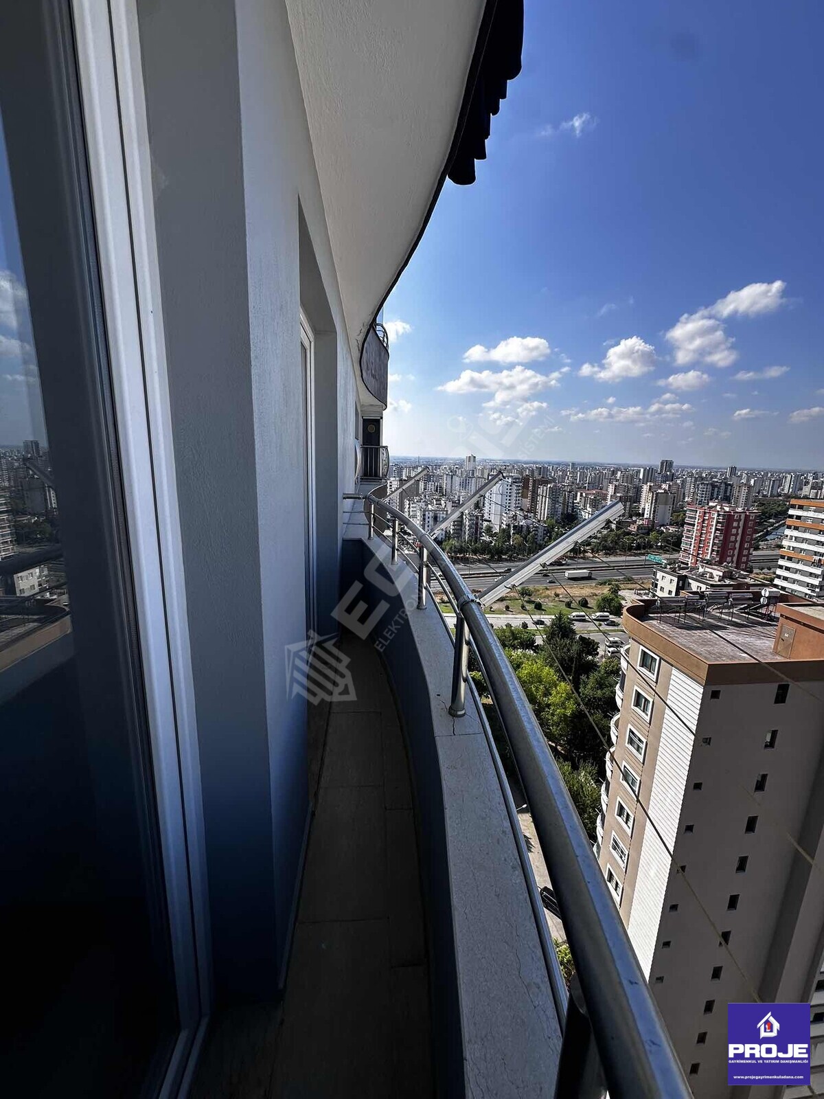 HUZUREVLERİ İSKANLI TEK BLOK HAVUZLU 3+1 DAİRE - 20