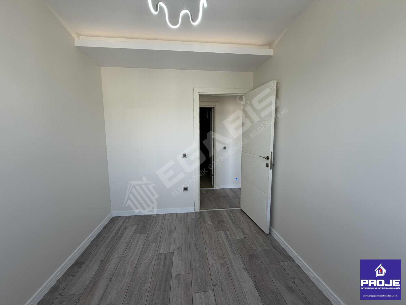 GÜRSELPAŞA FULL SOSYAL DONATILI AİLE SİTESİNDE 3+1 SATILIK DAİRE - 22