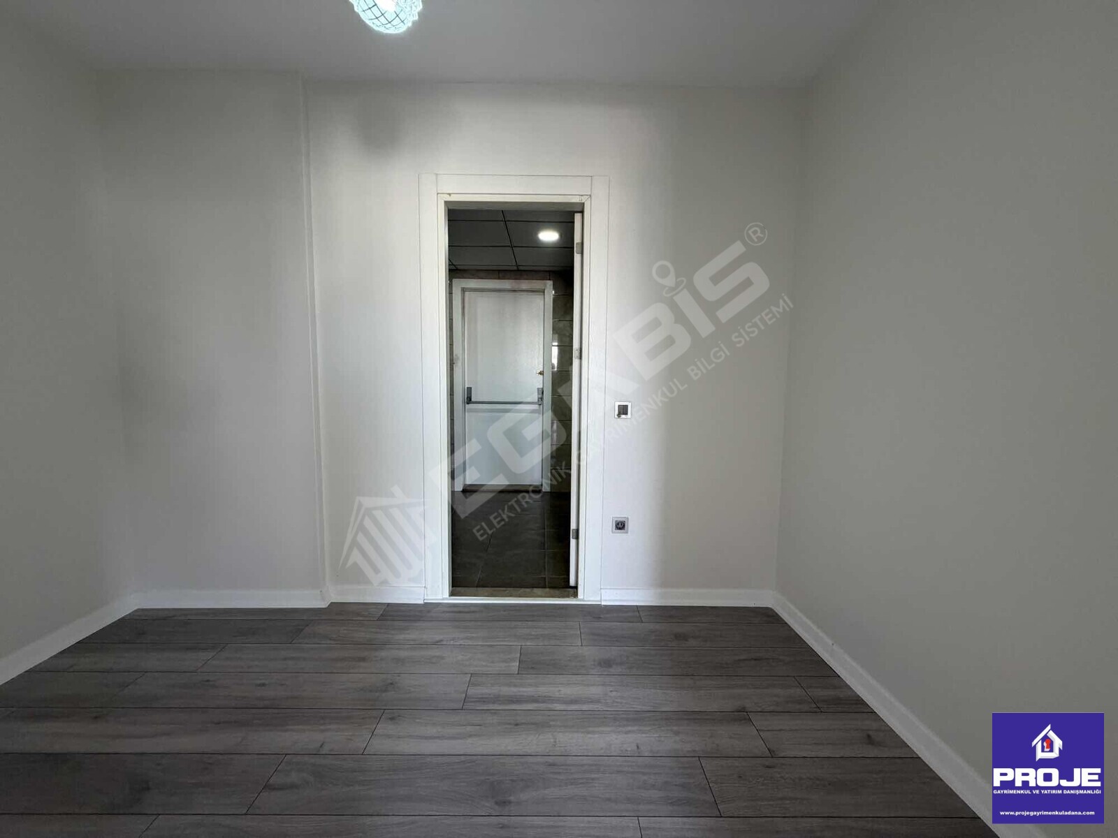 GÜRSELPAŞA FULL SOSYAL DONATILI AİLE SİTESİNDE 3+1 SATILIK DAİRE - 31