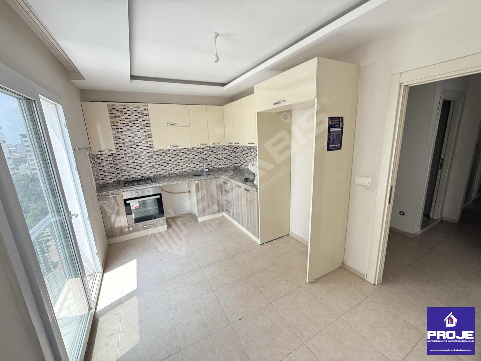 PINAR'DA 3+1 KAPALI MUTFAK CAZİP DAİRE !