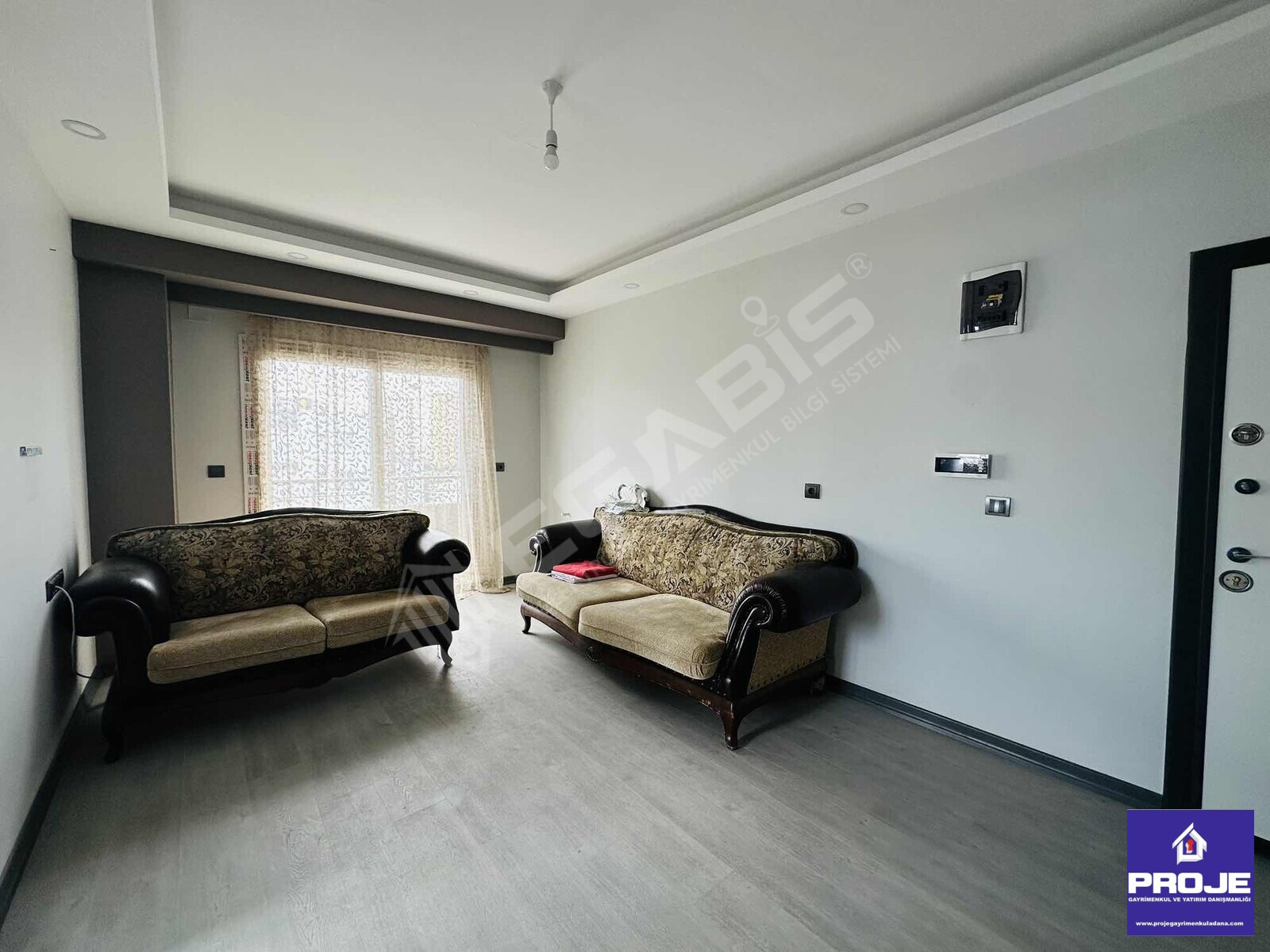 BOYNUYOĞUN'DA GENİŞ 1+1-YÜKSEK KİRA GETİRİLİ SATILIK DAİRE - 4