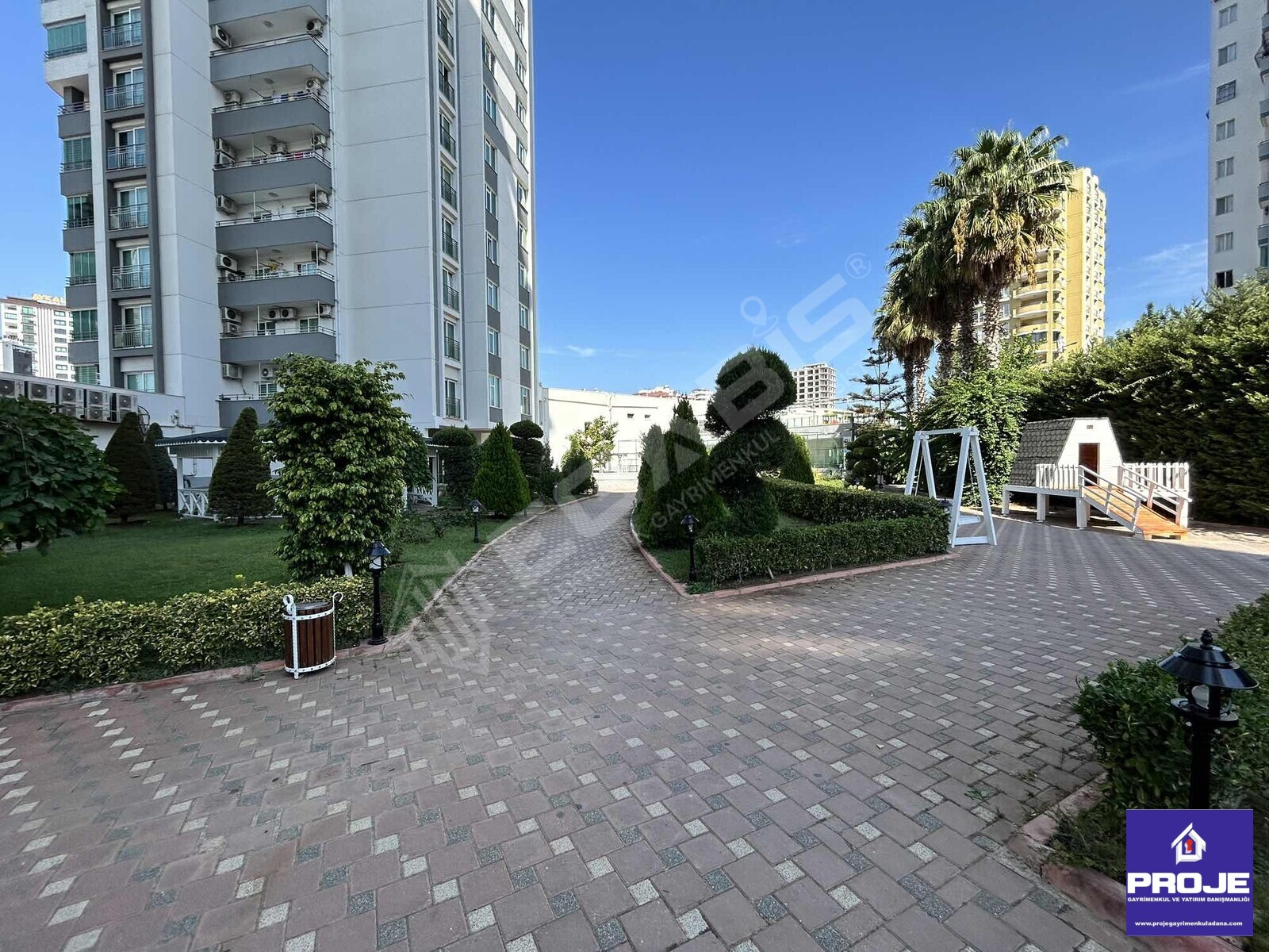 PRESTİJLİ BİR YAŞAM 4+1 FULL SOSYAL DONATILI GENİŞ REZİDANS - 30
