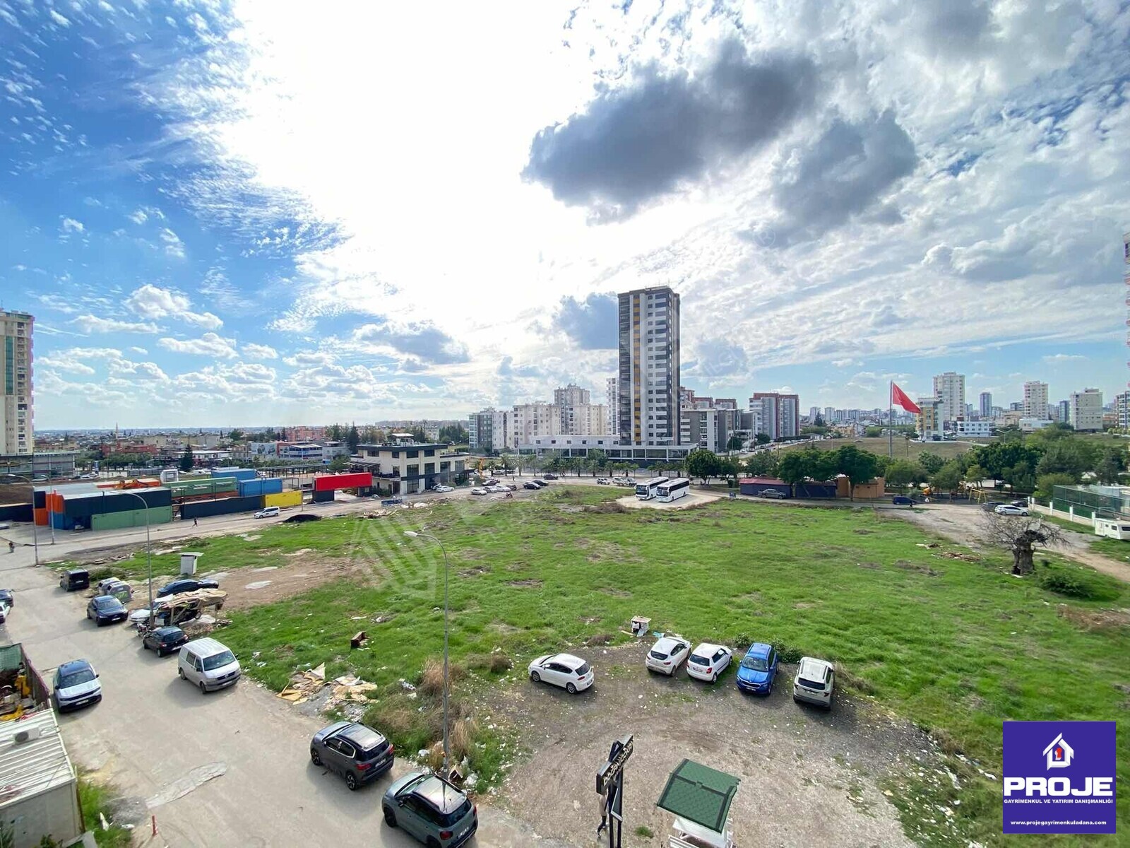 TÜRKMENBAŞI BURGER KİNG ARKASI LÜX GENİŞ 2+1 DAİRE