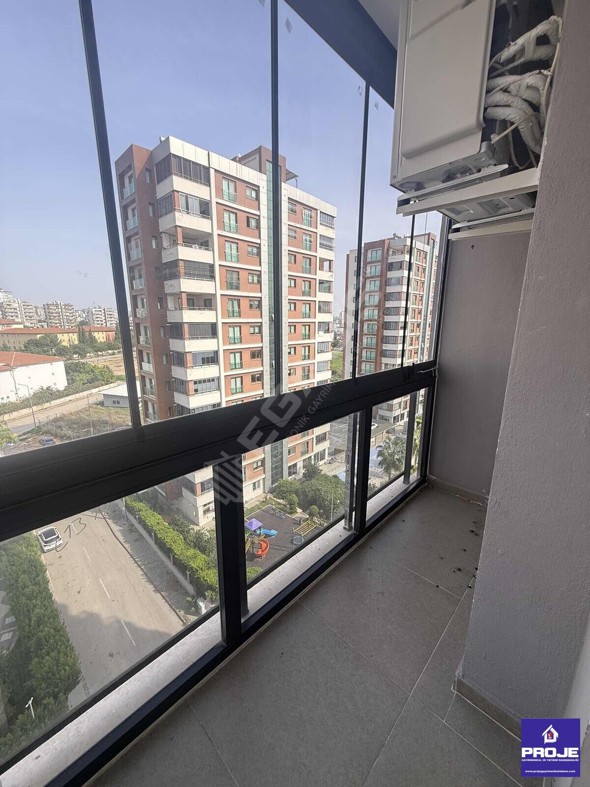 BULVAR ÜZER 3+1 FULL SOSYAL DONATI ELİT SİTE' de KUSURSUZ YAŞAM - 24