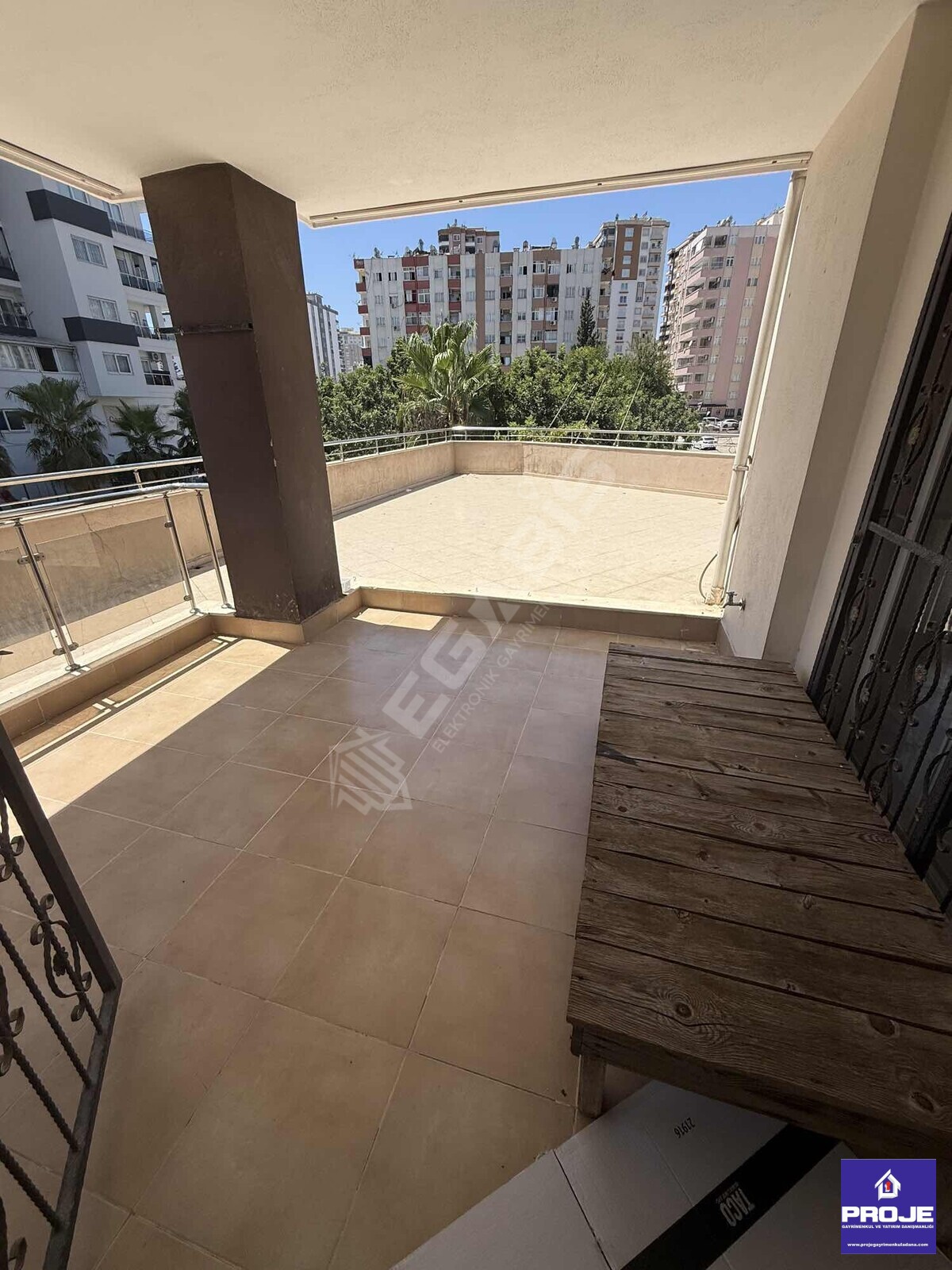 PINAR MAH. 4+1 TERASLI GİYİNME ODA EBEVEYN BANYO KİLERLİ - 24