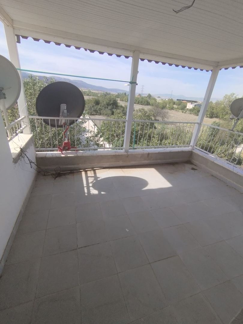 ısparta büyük gökçelide yatırımlık satılık konut, depo ve arazi - 4