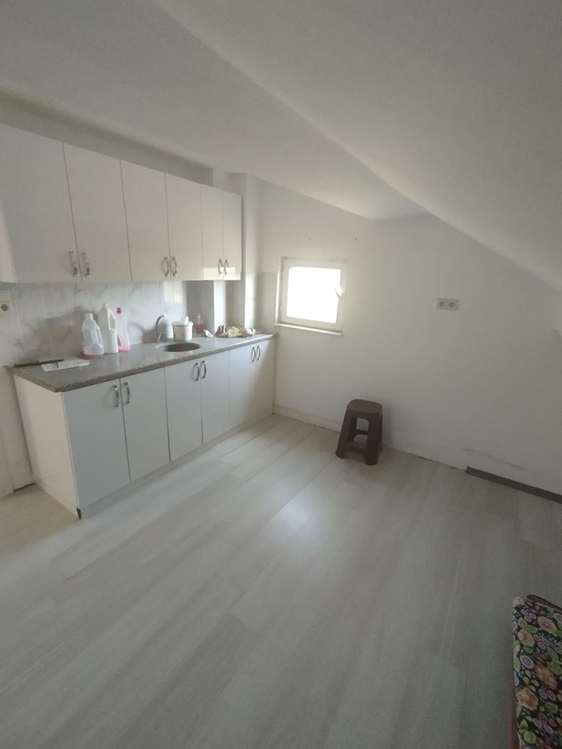 ısparta büyük gökçelide yatırımlık satılık konut, depo ve arazi - 9