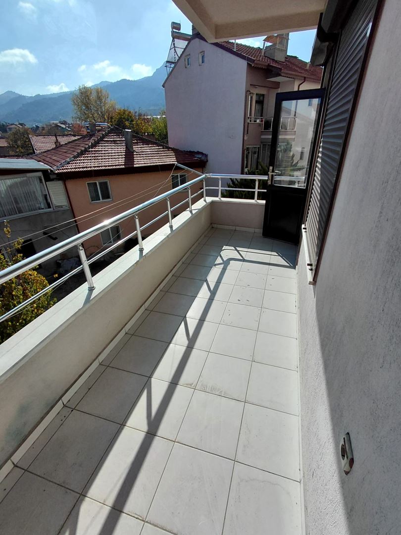 ısparta merkez sülübey mahallesinde çay boyunda kiralık geniş ve bakım daire - 33