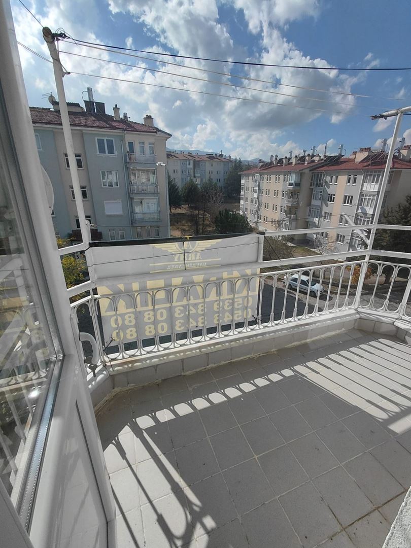 ısparta merkez batıkent mahallesinde kiralık daire - 12