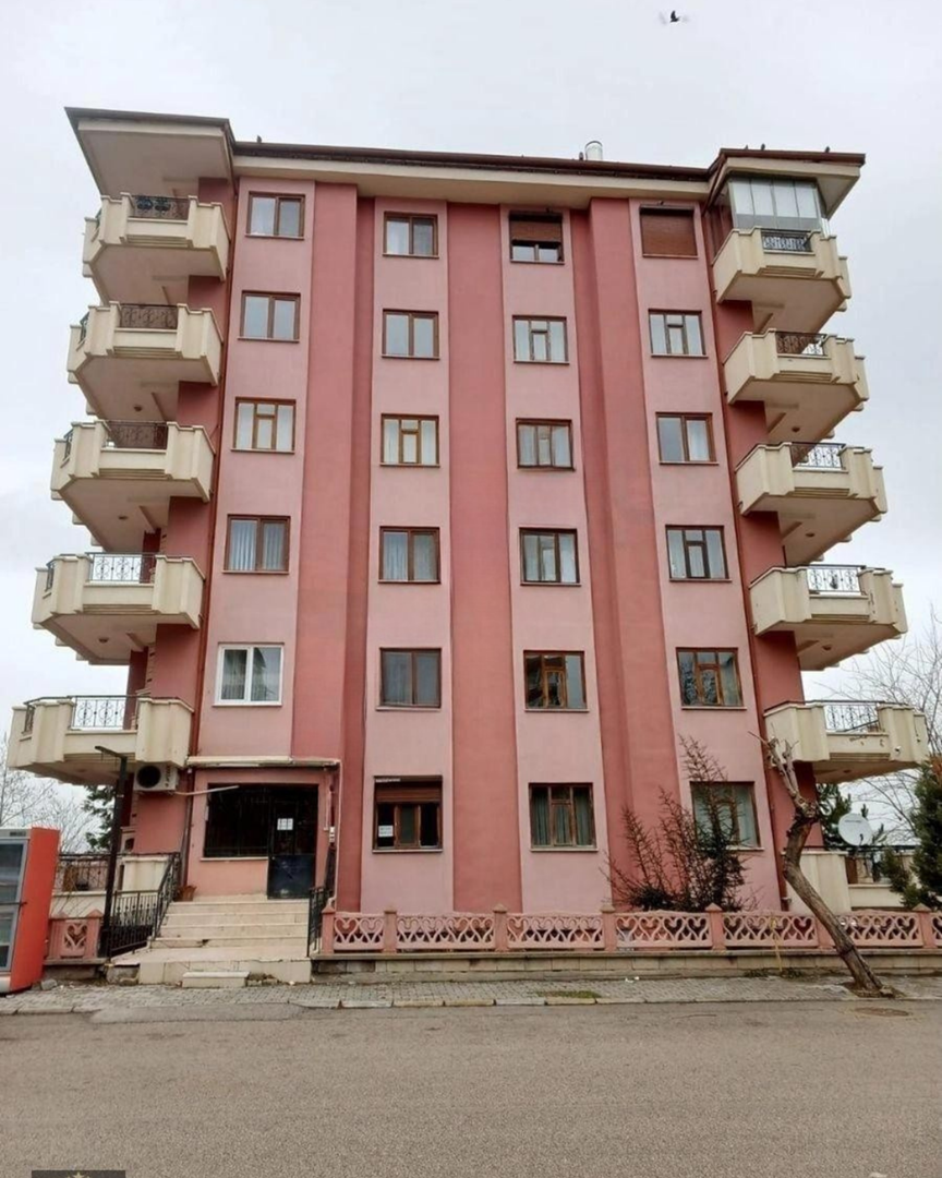 ısparta merkez yeni mahalle narin sitesinde ayrı tapulu satılık dükkan + daire