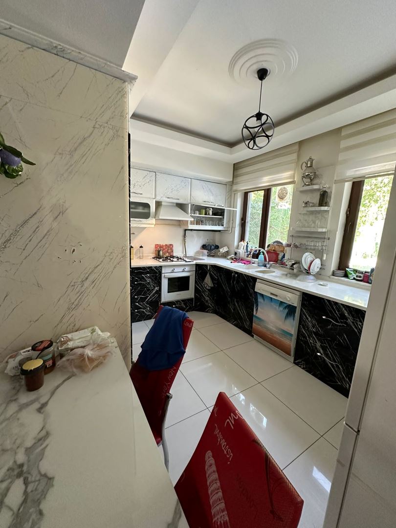 ısparta merkez ışıkkent mah. 4 katlı havuzlu satılık villa - 4