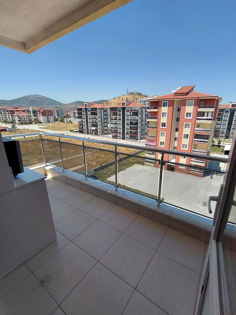 ısparta merkez çünür mahallesinde kiralık geniş daire - 12