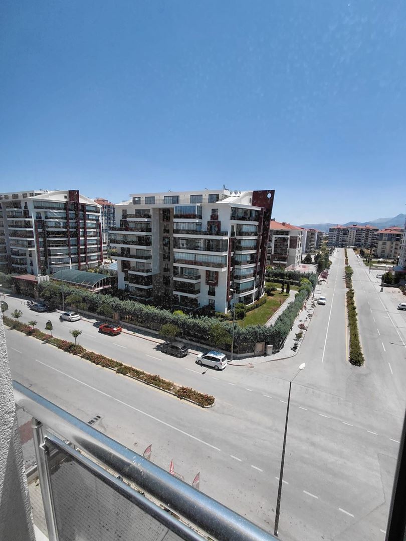 ısparta merkez çünür mahallesinde kiralık geniş daire - 5