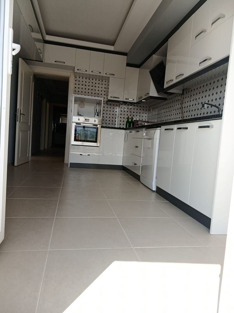 ısparta merkez mehmettönge mahallesinde site içerinde kiralık bakımlı ferah daire