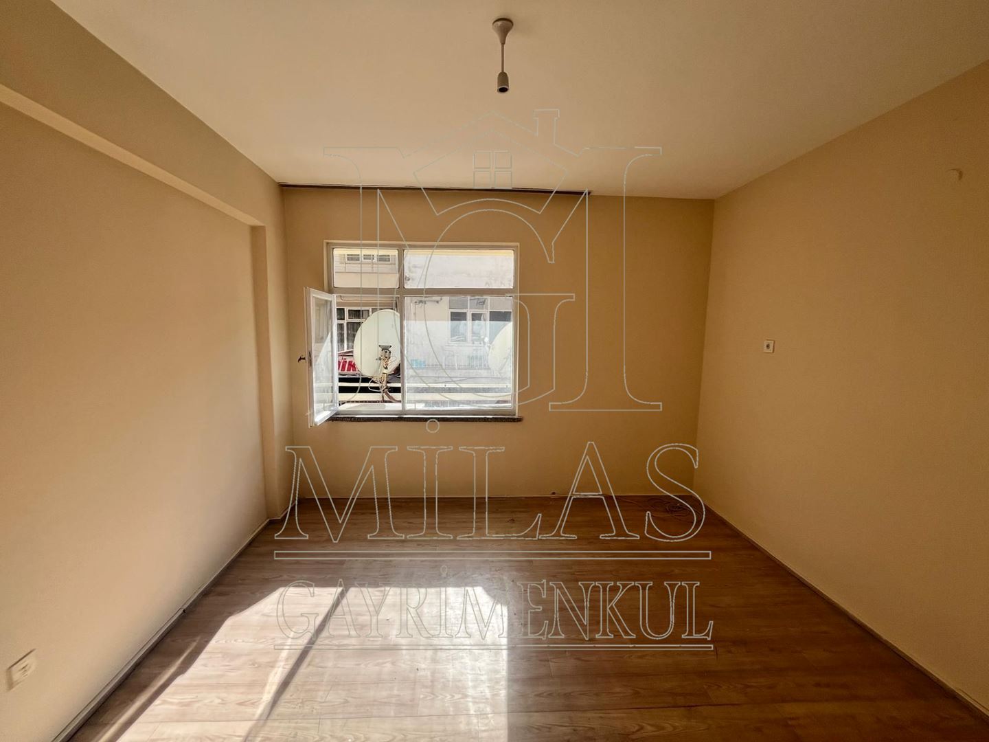 Milas Merkezde 180 M² Kiralık İş YeriMuğla, Milas, Hacı İlyas - 18