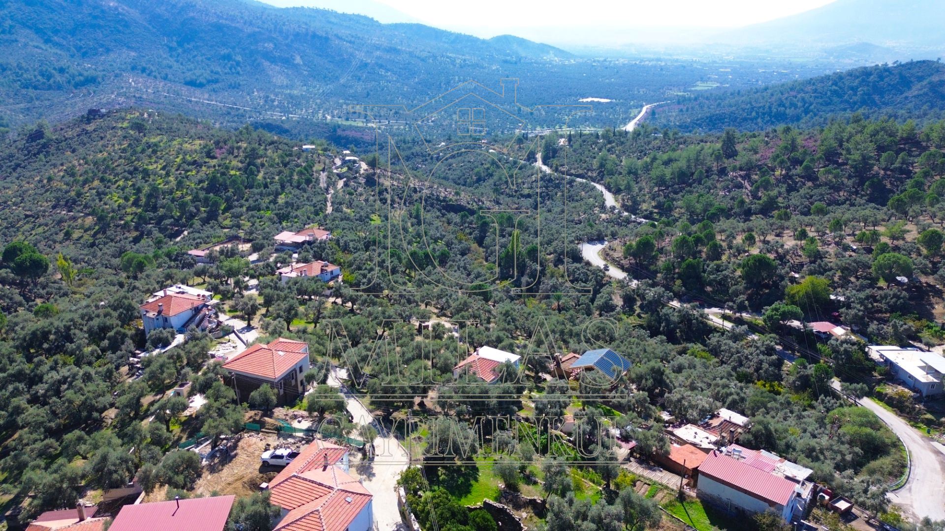 Milas'ta Doğa Manzaralı Bahçeli Satılık Müstakil EvMuğla, Milas, Kargıcak - 7