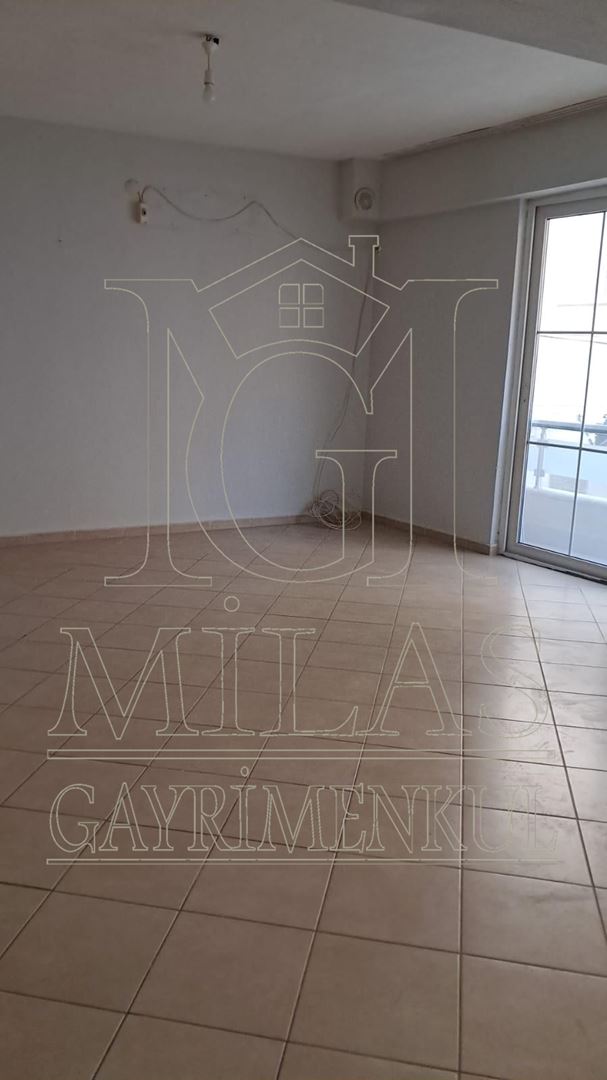 Milas Güllük Mahallesinde Kiralık Ara kat DaireMuğla, Milas, Güllük - 10