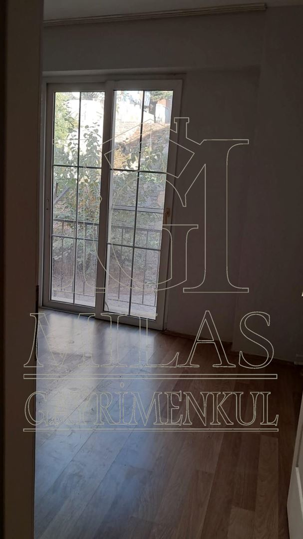 Milas Güllük Mahallesinde Kiralık Ara kat DaireMuğla, Milas, Güllük - 14