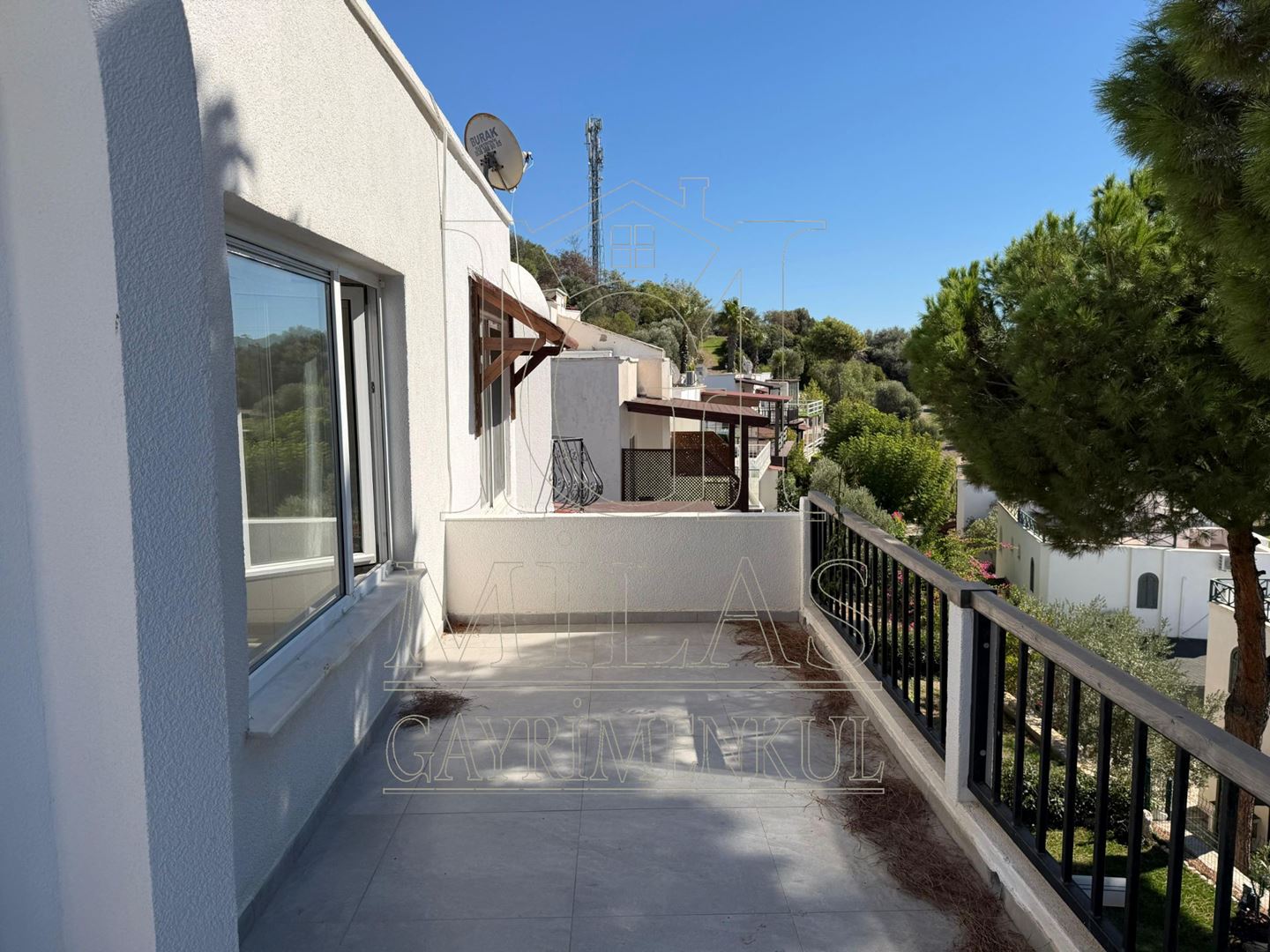 Boğaziçi Adabükü'nde Deniz Manzaralı Özel Plajlı Satılık VillaMuğla, Milas, Boğaziçi - 20